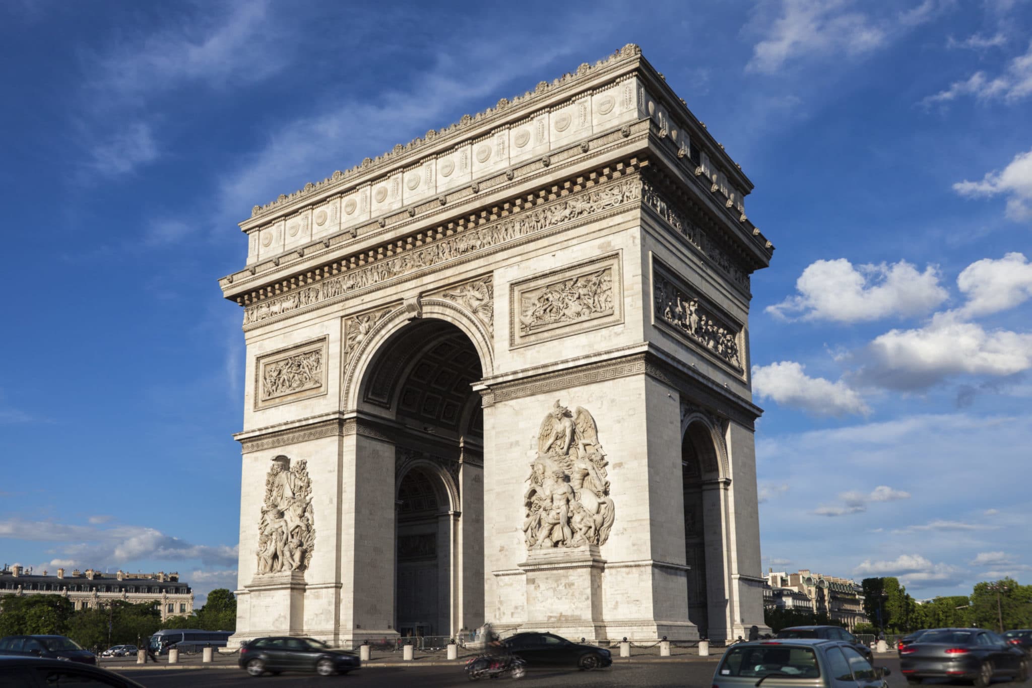 Arc de Triomphe in Paris photo-French classes-online super tutors
